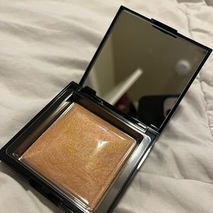 Bare minerals invisible glow